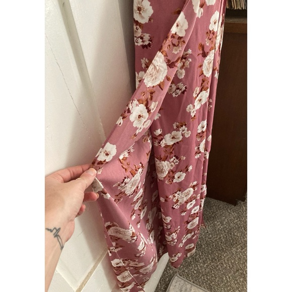 Xhileration Peekaboo-Leg Rose Floral Jumpsuit Smocked Corset Bodice Medium - Picture 6 of 15